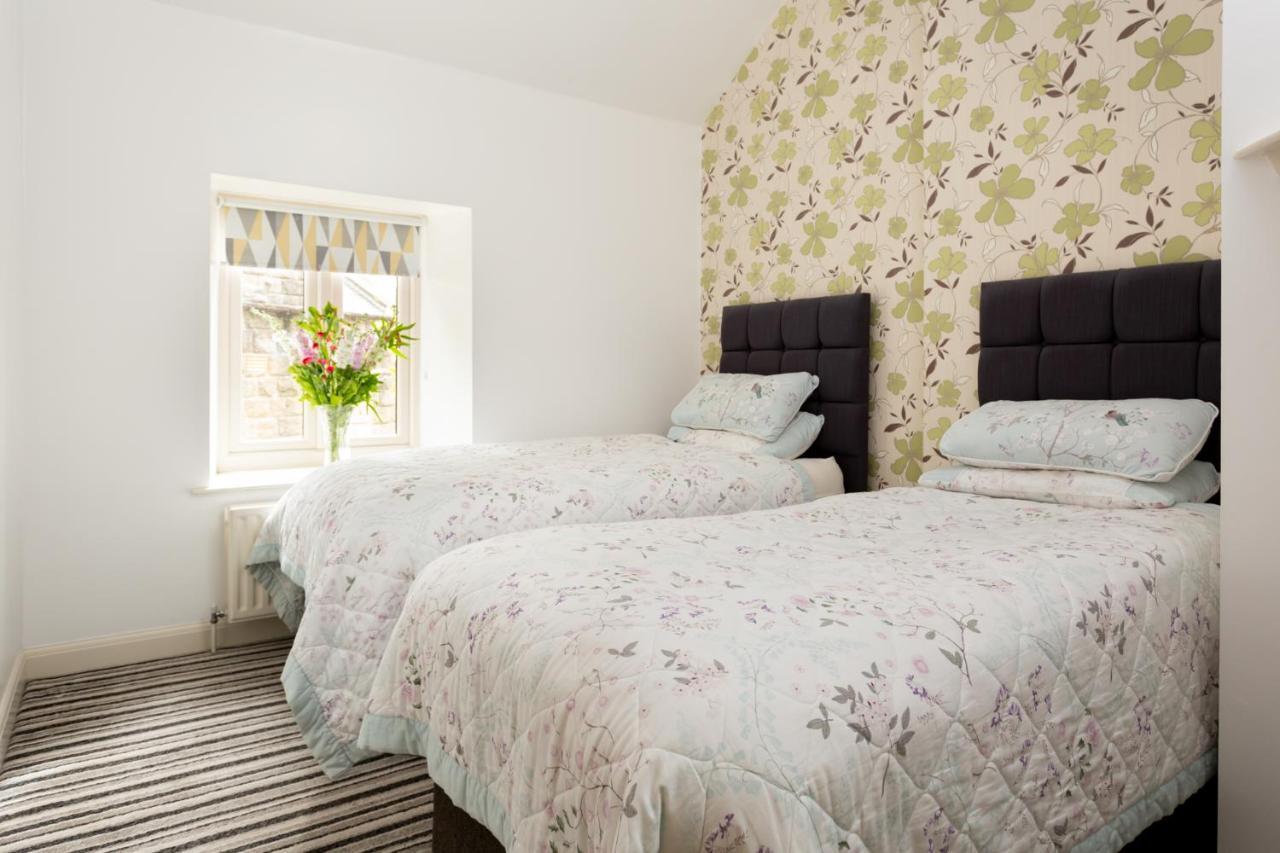 Little John Hotel Hathersage Esterno foto